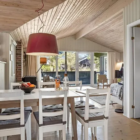 Apsolon - 600m From The Sea By Interhome